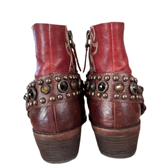 Sam Edelman Studded Skylar Bootie - Picture 6 of 8